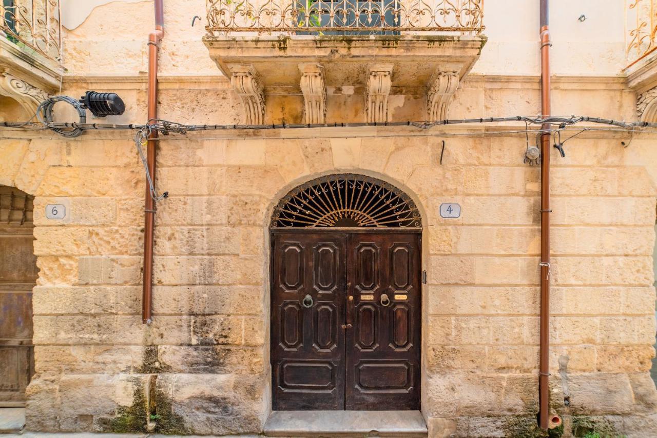 Ortigia And Temple Of Apollo Apartments Сиракузы Экстерьер фото